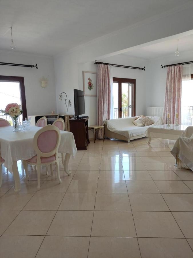 Chrisa'S Beautiful Apartment Chania Hriszí Aktí Haniá Kültér fotó